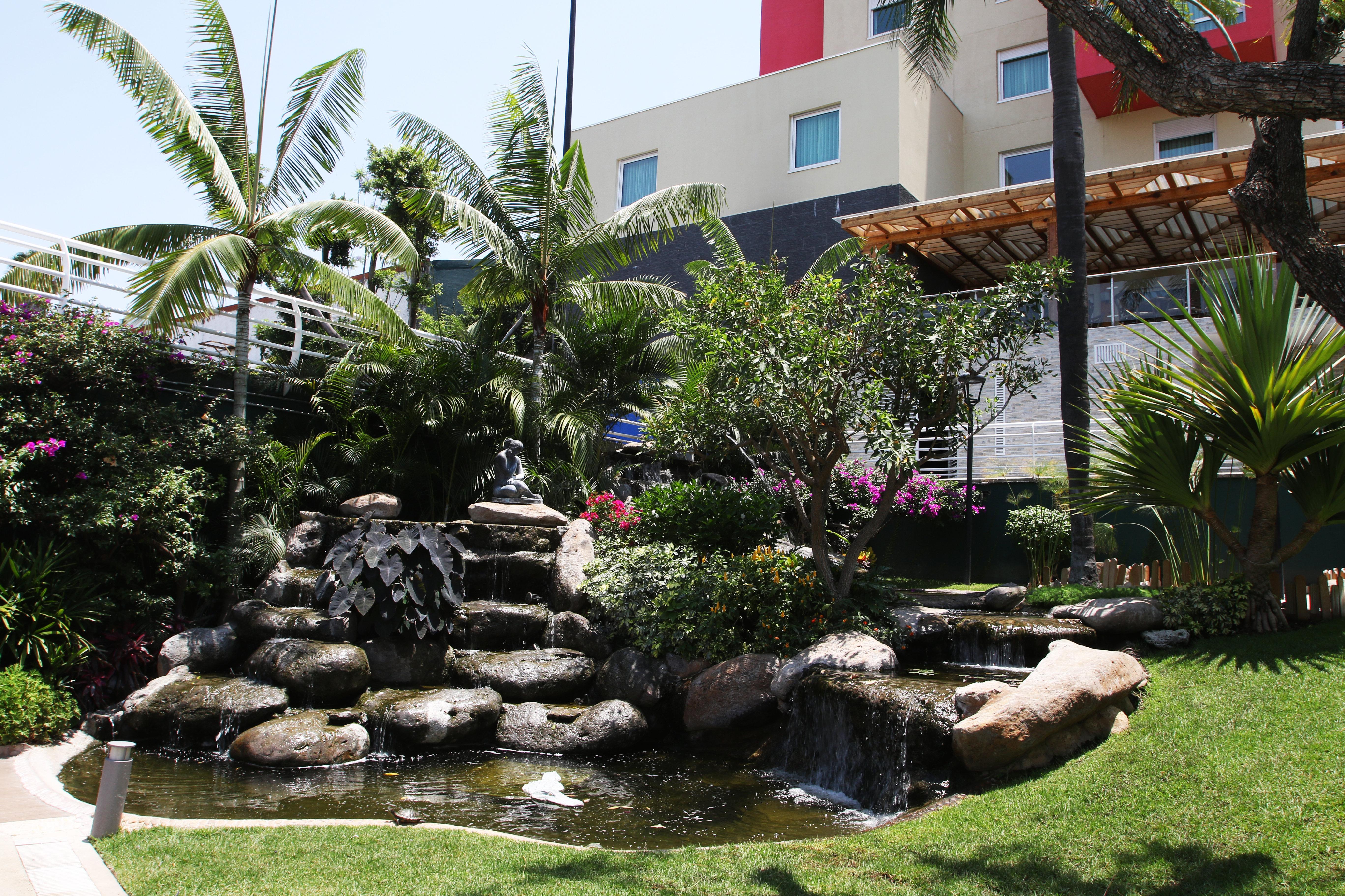 Holiday Inn Express & Suites Cuernavaca, An Ihg Hotel Dış mekan fotoğraf