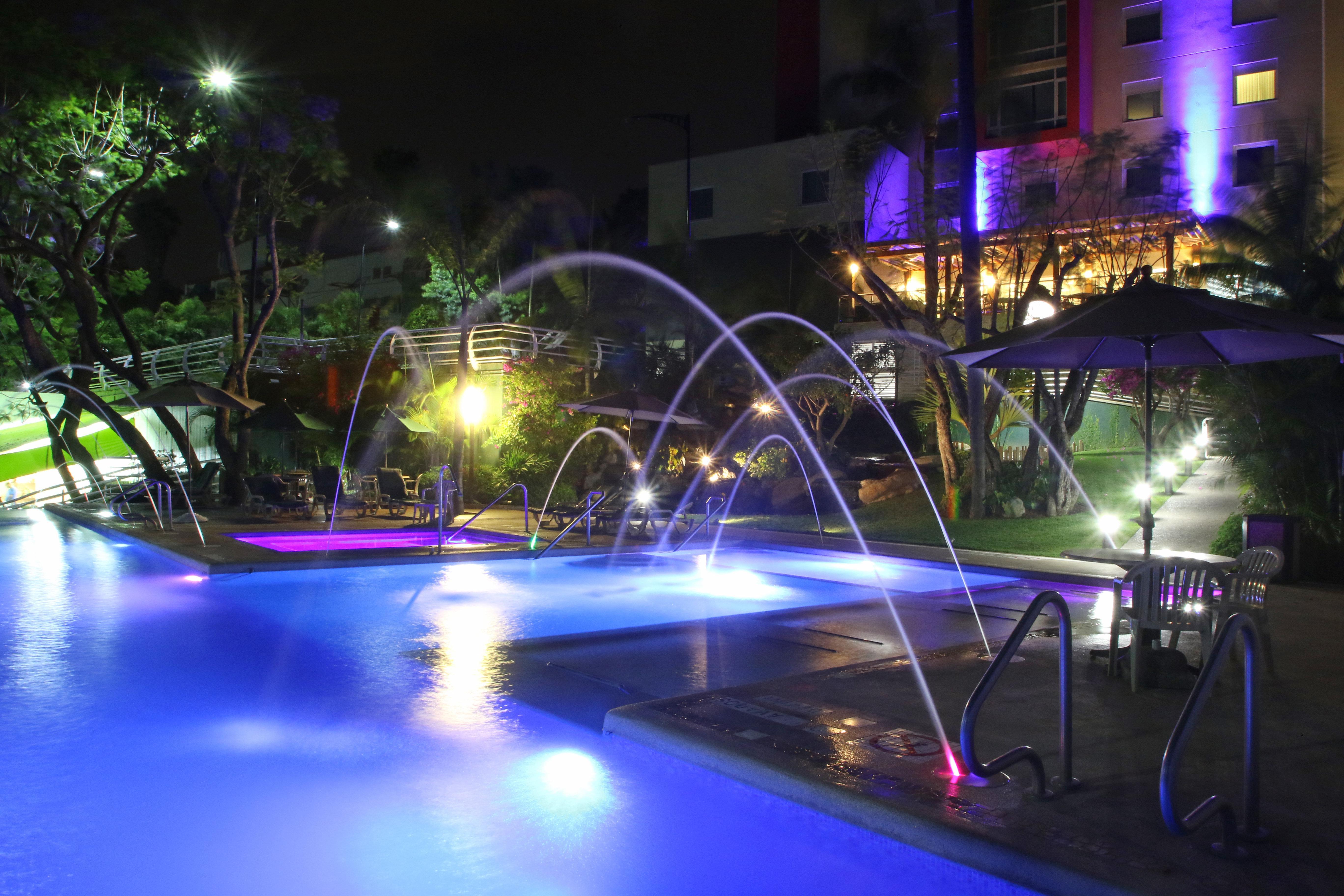 Holiday Inn Express & Suites Cuernavaca, An Ihg Hotel Dış mekan fotoğraf